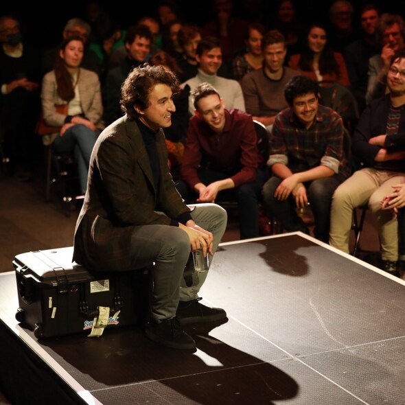 Jesse Klaver bij een Meetup in Den Haag